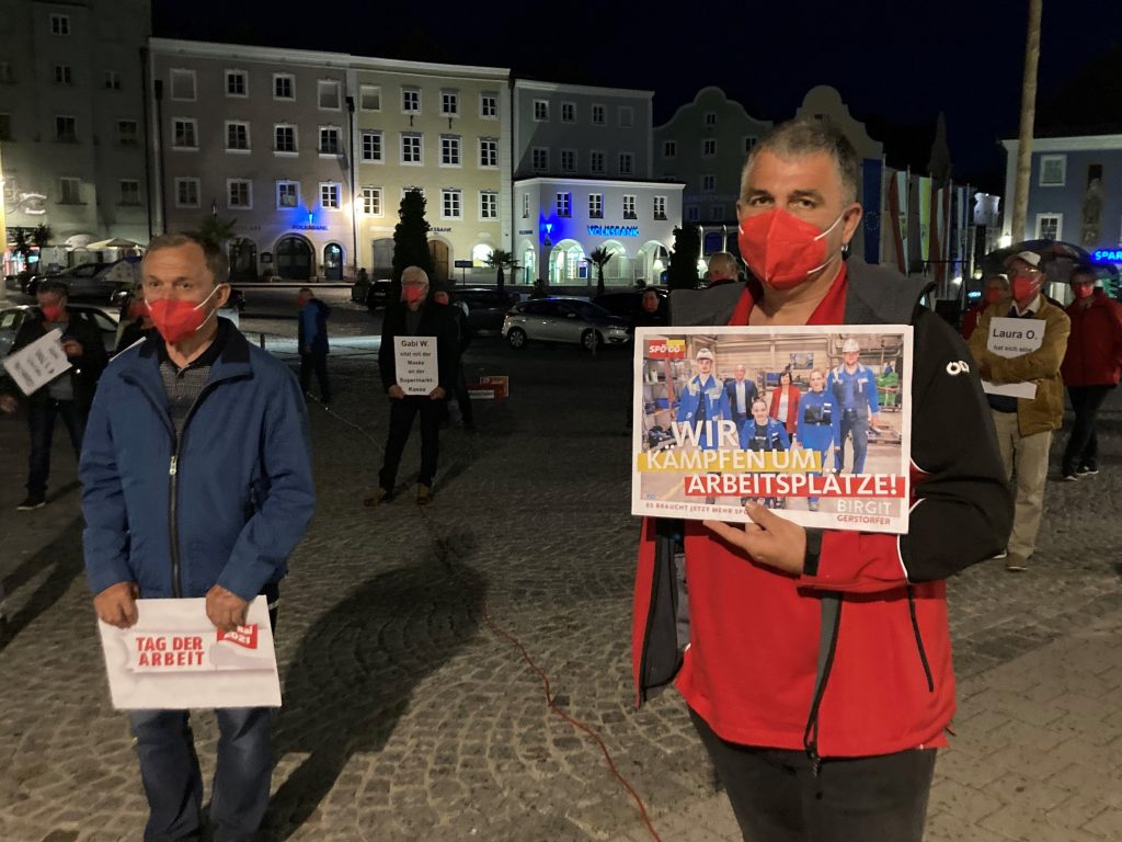 Der Kampf um jeden Arbeitsplatz stand in Schärding beim „Tag der Arbeit“ im Vordergrund.